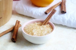 Пенная соль для ванн с корицей (1000 гр пэт-банка)